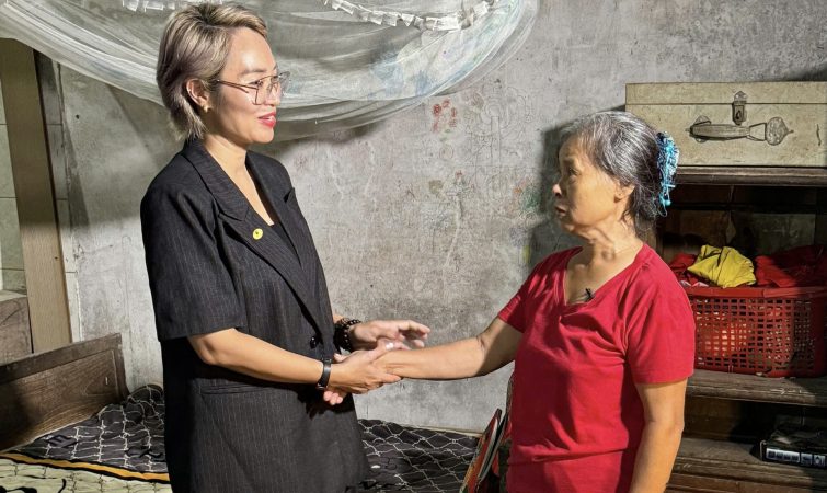 Sunshine Group tiếp bước hành trình nhân ái, thắp sáng ước mơ cho học trò Nghệ An