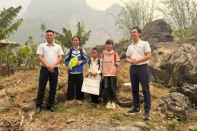 Hyundai Thành Công Việt Nam tiếp sức ước mơ đi học của em nhỏ tại Điện Biên