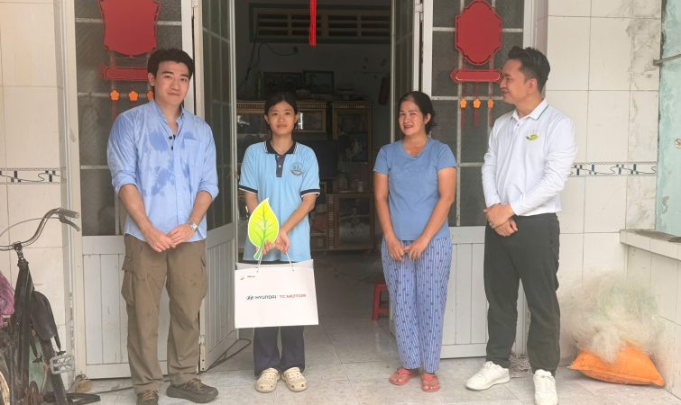 Hyundai Thành Công Việt Nam chắp cánh cho những bước chạy vượt khó của cô học trò hiếu thảo Bùi Thị Tuyết Vy