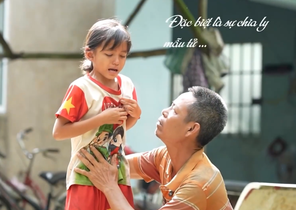 alt="em-Tam-Nhu-tham-gia-su-kien-Cung-em-toa-sang-Nu-cuoi-doan-vien"